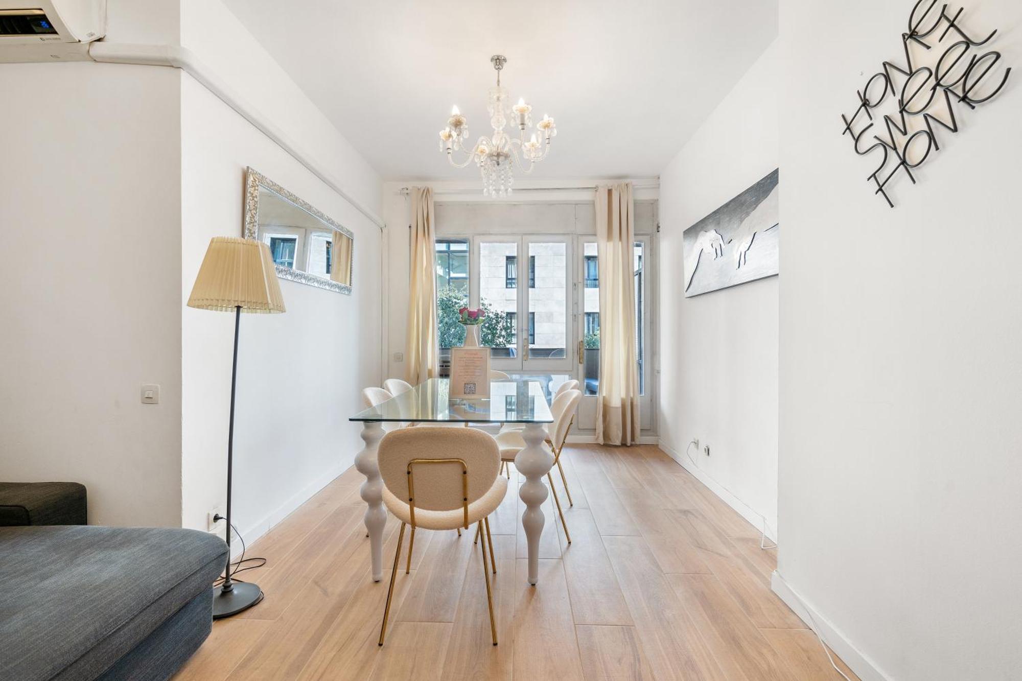 Fridays Flats Spacious 4Br Family Retreat Barcelona Exterior foto