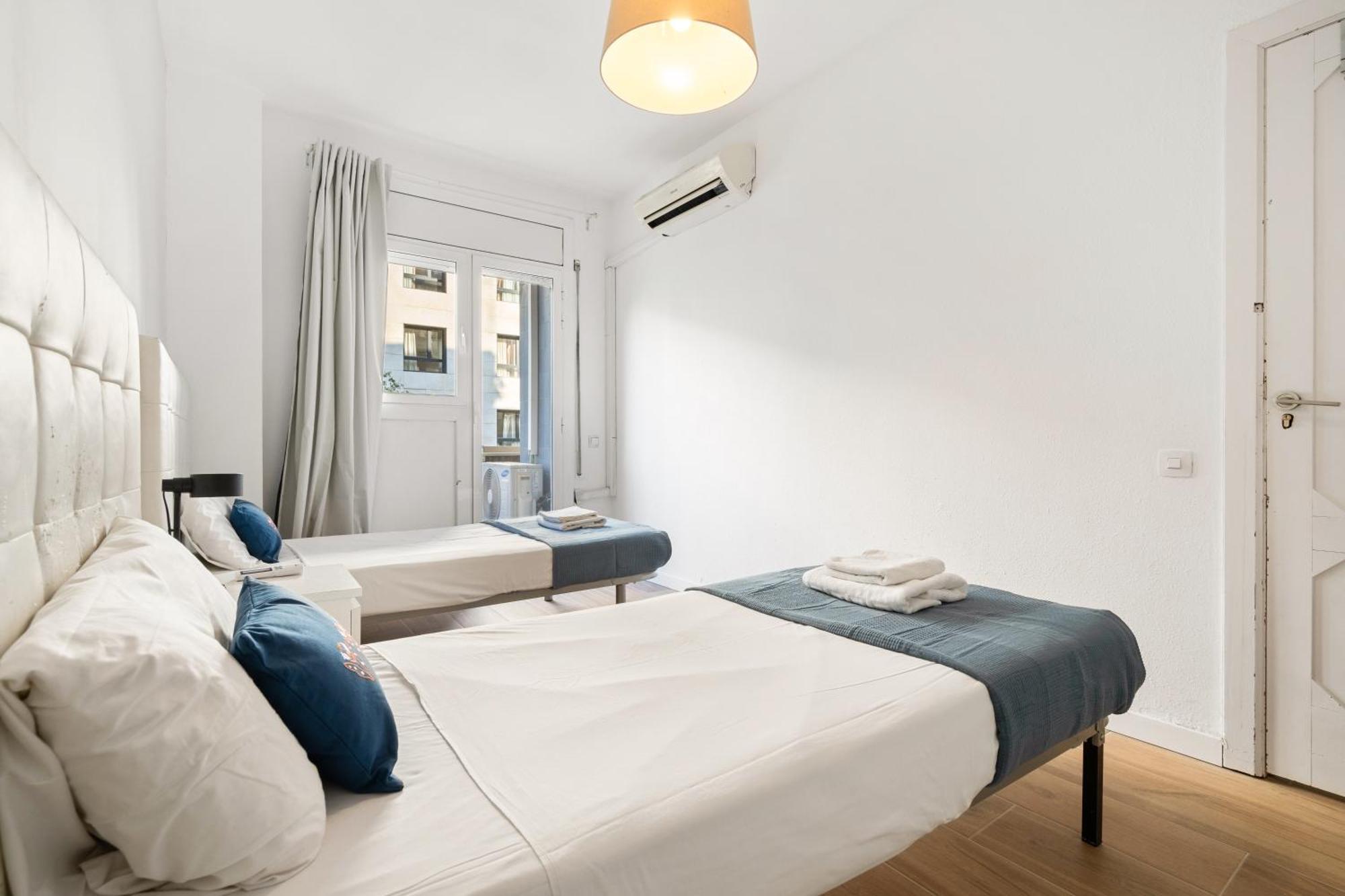 Fridays Flats Spacious 4Br Family Retreat Barcelona Exterior foto