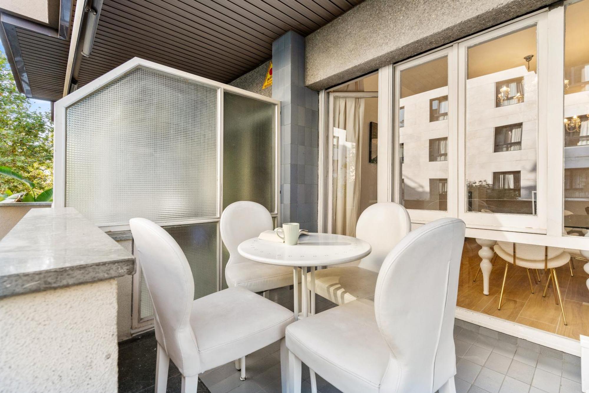 Fridays Flats Spacious 4Br Family Retreat Barcelona Exterior foto